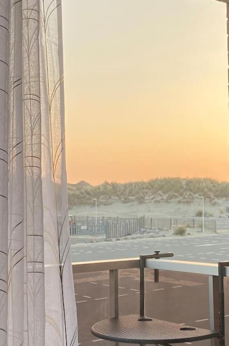 Studio Entre Mer Et Dunes Avec Balcon Vue Laterale Mer 50M Plage Pour 3 Pers Wifi Menage Compris فورت ماهون بلاج المظهر الخارجي الصورة